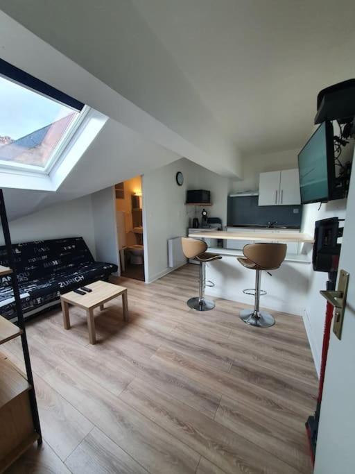 Appartamento Le Studio Du Moulin Charleville-Mézières Esterno foto